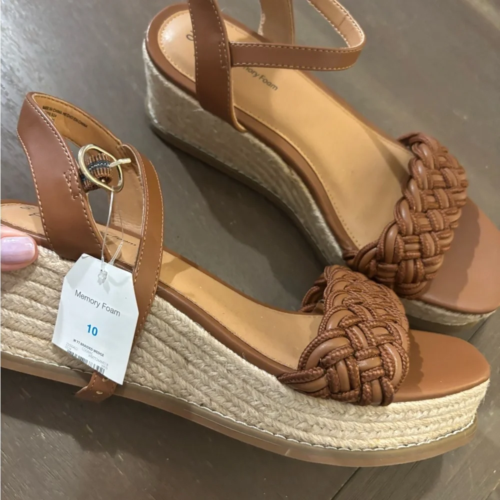 NWT Woman’s Time & Tru Braided Espadrille Wedge Sandals - Brown Sz 10